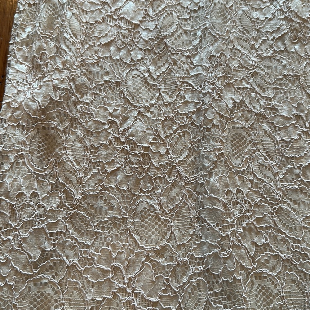 Dress - Picture 8 of 8